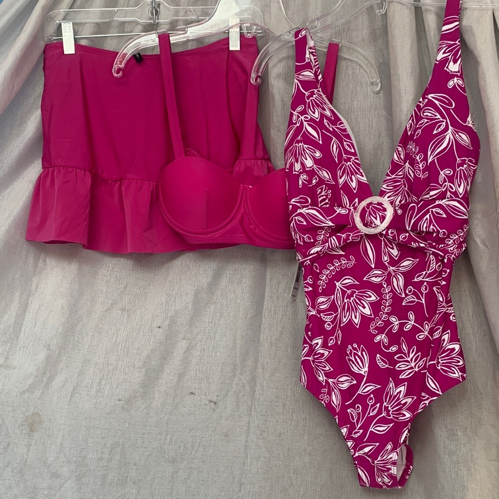 VENUS Fuchsia Floral One-Piece Swimsuit with Ruffled Tankini Top